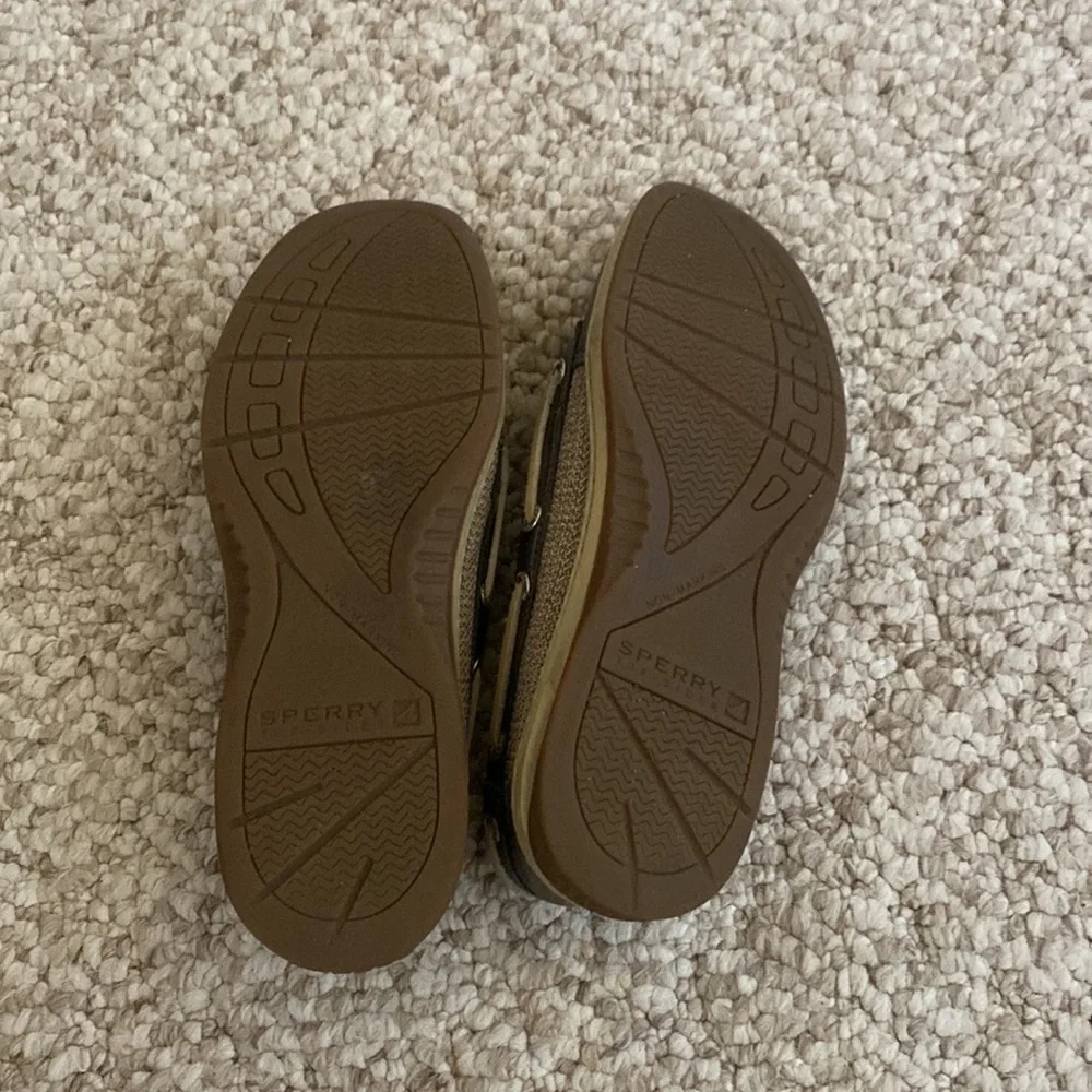 Sperry Slides - Picture 5 of 5